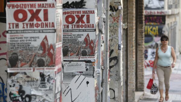Carteles de la campaña del referéndum en Atenas - Sputnik Mundo