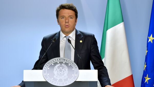 Matteo Renzi,  primer ministro italiano - Sputnik Mundo