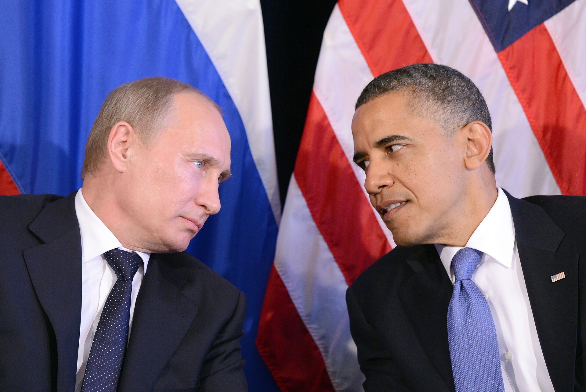 El presidente de Rusia, Vladímir Putin (izda.) y el expresidente de EEUU Barack Obama durante la cumbre del G20, el 18 de junio de 2012 - Sputnik Mundo, 1920, 15.06.2021