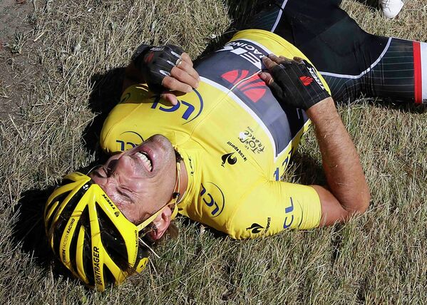 Terrible accidente en el Tour de Francia - Sputnik Mundo