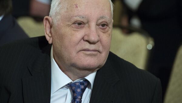 Mijaíl Gorbachov, el único presidente de la Unión Soviética, durante la ceremonia de entrega de los premios estatales - Sputnik Mundo