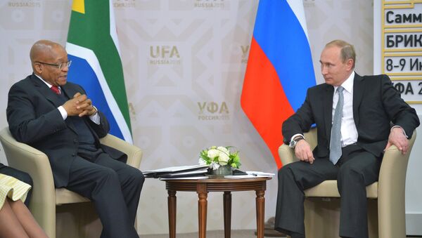 Jacob Zuma, presidente de Sudáfrica  y Vladímir Putin, presidente de Rusia - Sputnik Mundo
