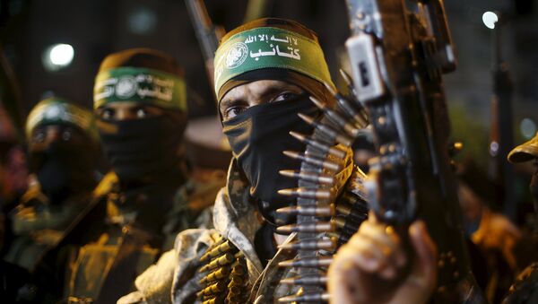 Militantes palestinos de Hamás en la Ciudad de Gaza, el 8 de julio, 2015 - Sputnik Mundo