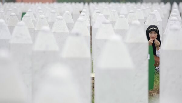 Monumento del Genocidio de Srebrenica - Sputnik Mundo