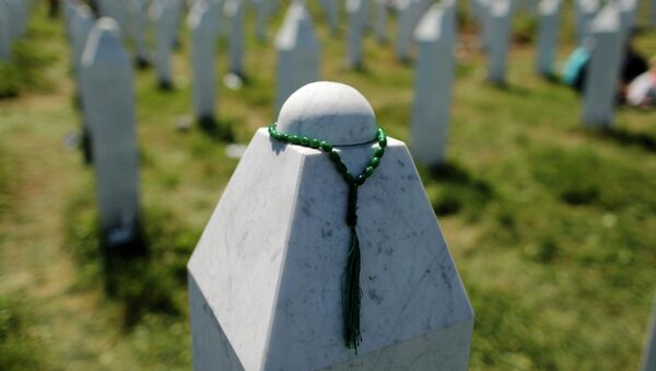 Memorial del Genocidio, en Potocari (Srebrenica) - Sputnik Mundo