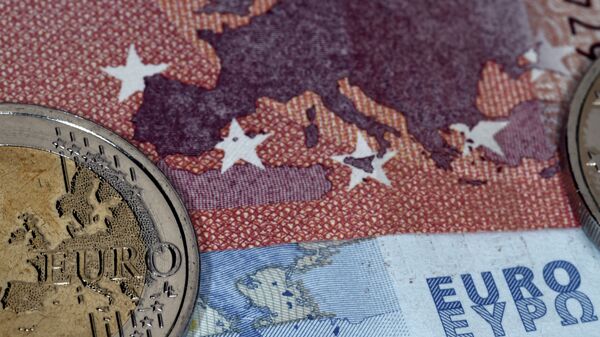 Euro (imagen referencial) - Sputnik Mundo