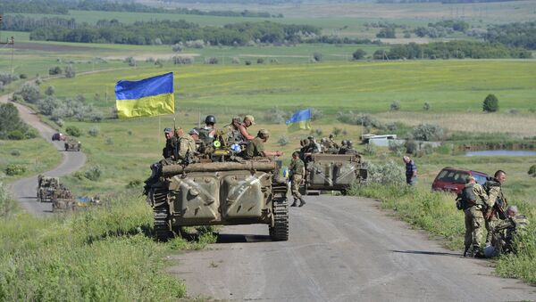Members of the Ukrainian armed forces outside Artemivsk, Donetsk region, Ukraine - Sputnik Mundo