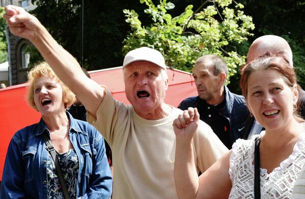Mitin del grupo radical Pravy Sektor en Kiev - Sputnik Mundo