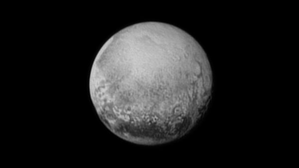 Plutón visto desde la sonda New Horizons en julio de 2015 - Sputnik Mundo