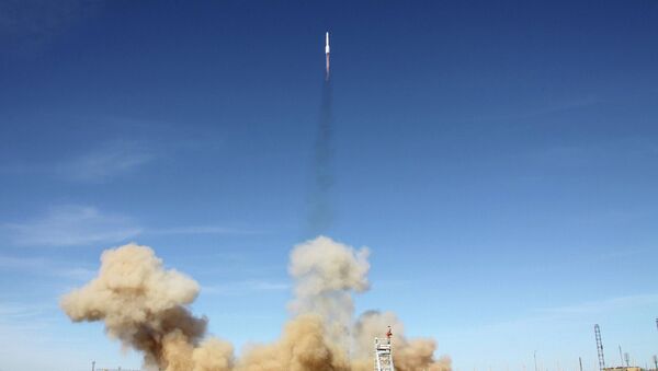 Lanzamiento del cohete Protón-M con un satélite estadounidense - Sputnik Mundo