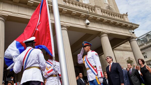Ceremonia del alza de la bandera de Cuba en Washington - Sputnik Mundo