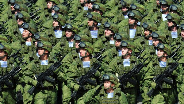 Desfile militar con motivo del Día de la Victoria en la Plaza Roja de Moscú - Sputnik Mundo