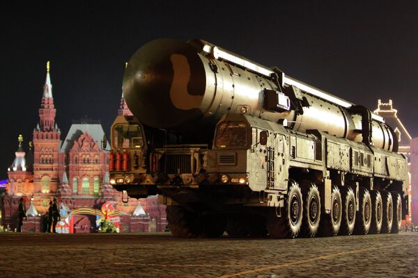 Los misiles balísticos Tópol: 30 años en servicio operacional - Sputnik Mundo