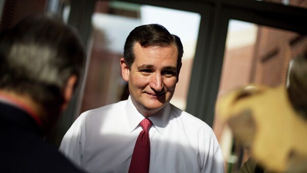 Ted Cruz, senador por el estado de Texas y aspirante a la candidatura republicana en las presidenciales de 2016 - Sputnik Mundo