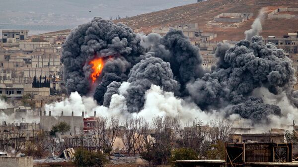 Bombardeos de Kobani por las Fuerzas Aéreas de EEUU (archivo) - Sputnik Mundo