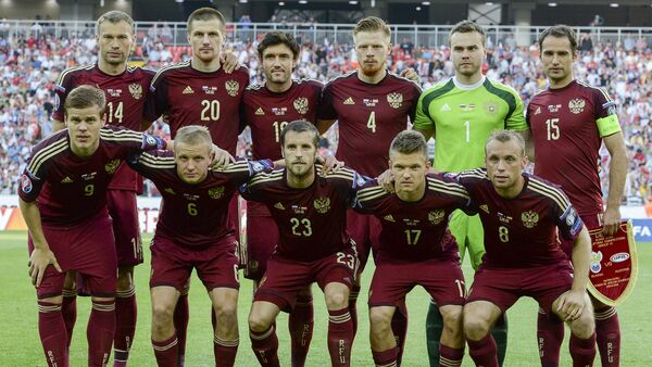Equipo nacional ruso de fútbol antes del partido contra Austria - Sputnik Mundo