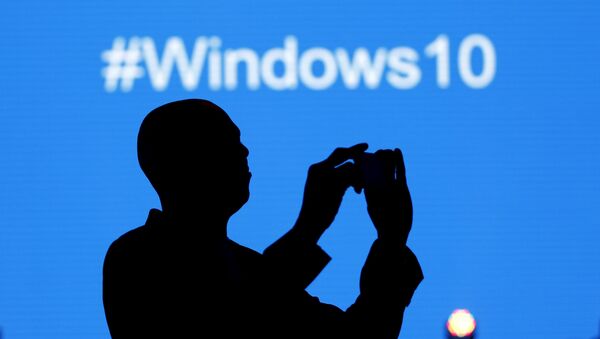 Diputado comunista ruso exige comprobar que Windows 10 cumpla con la legislación rusa - Sputnik Mundo