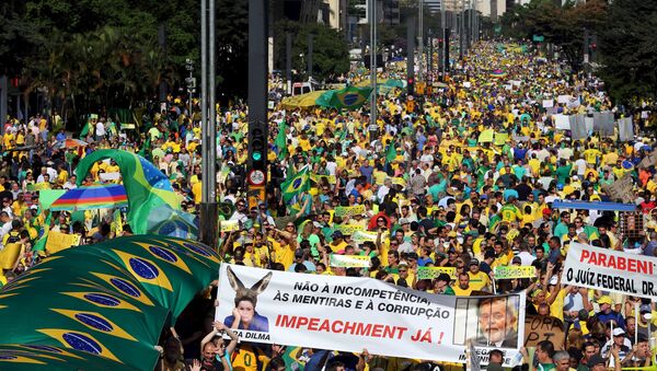 Manifestación contra Rousseff en Sao Paulo - Sputnik Mundo