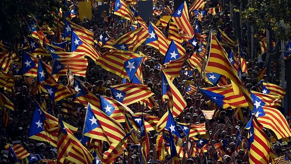 Banderas independentistas de Cataluña - Sputnik Mundo