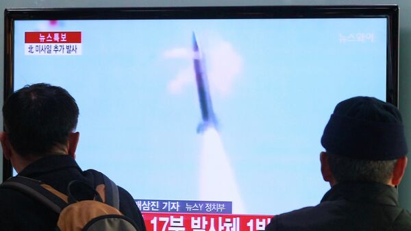 Lanzamientos de misiles norcoreanos - Sputnik Mundo