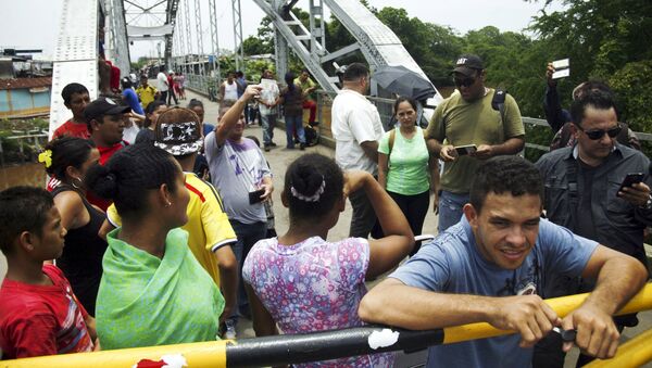 Unasur propone comisión para verificar derechos humanos en frontera colombo-venezolana - Sputnik Mundo