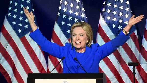 Hillary Clinton, precandidata demócrata a la presidencia de EEUU - Sputnik Mundo