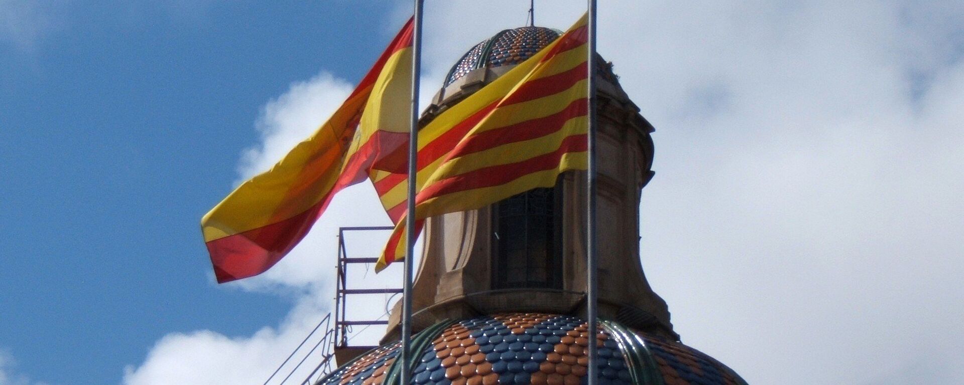 Banderas de España y Cataluña  - Sputnik Mundo, 1920, 04.02.2021