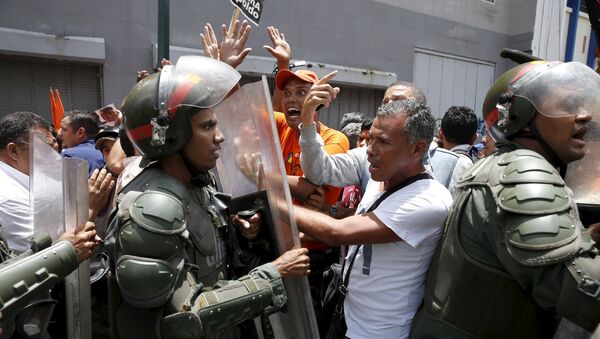 Disturbios en Caracas - Sputnik Mundo