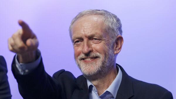El líder laborista, Jeremy Corbyn - Sputnik Mundo