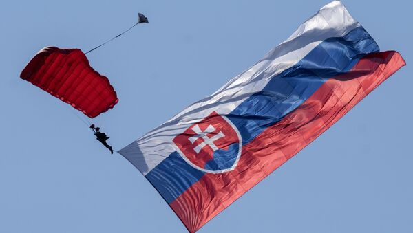 Bandera de Eslovaquia - Sputnik Mundo