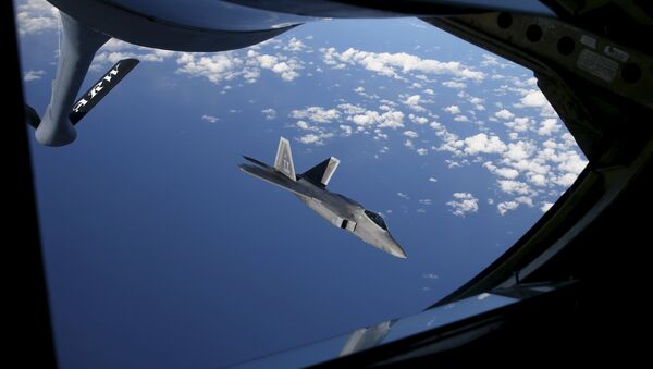 Caza estadounidense F-22 Raptor (archivo) - Sputnik Mundo