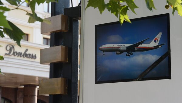 Foto en memoria de la catàstrofe del Boeing MH17 - Sputnik Mundo