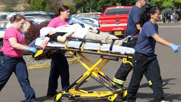 Diez muertos y siete heridos en el tiroteo de Oregon, según policía - Sputnik Mundo