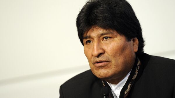 Evo Morales, President of Bolivia, gestures during a press conference on November 3, 2014 in Vienna - Sputnik Mundo