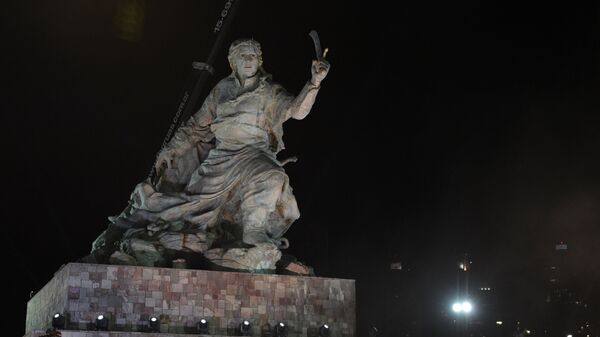 La estatua de la generala Juana Azurduy, la heroina de la independencia - Sputnik Mundo