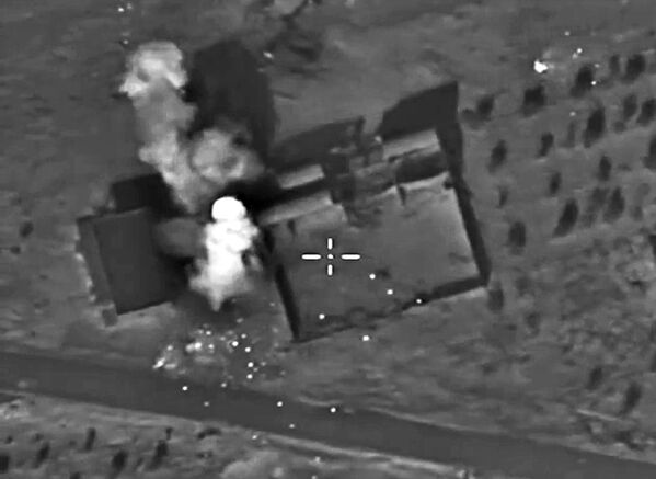 La Fuerza Aeroespacial de Rusia continúa operación en Siria - Sputnik Mundo
