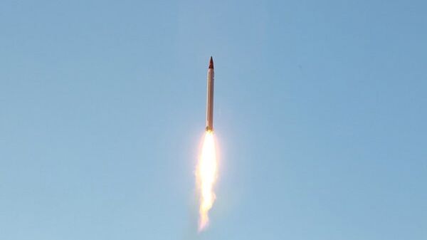 Misil balístico de Irán - Sputnik Mundo