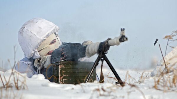 Soldado ruso en Ártico - Sputnik Mundo
