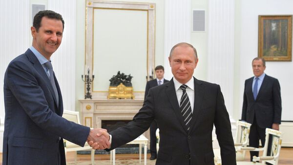 El presidente de Siria. Bashar al Asad y el presidente de Rusia, Vladímir Putin - Sputnik Mundo