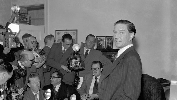 Kim Philby en una conferencia de prensa, 1955 - Sputnik Mundo