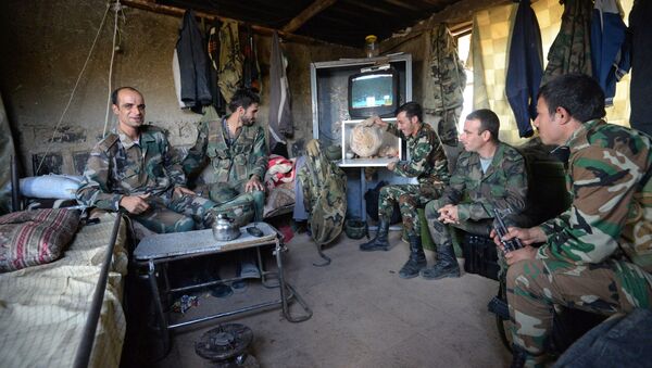 Бойцы 10-й дивизии 2-го корпуса САА у города Катана в Сирии - Sputnik Mundo
