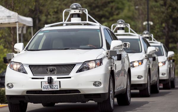 Google prueba su prototipo de coche autónomo con la ayuda de Lexus en Mountain View - Sputnik Mundo