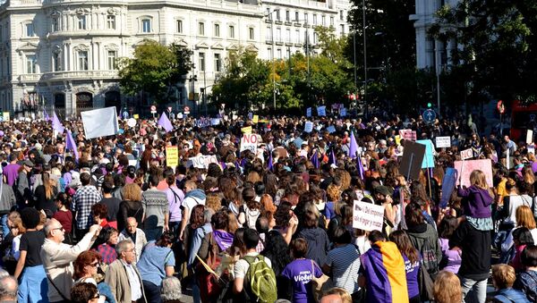 Manifestación contra la violencia de género, Madrid  (archivo) - Sputnik Mundo
