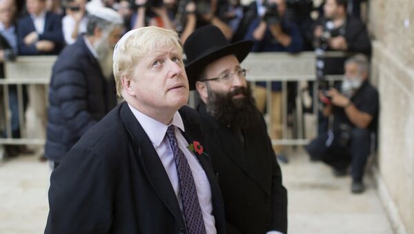 Alcalde de Londres, Boris Johnson, durante su visita a Israel - Sputnik Mundo