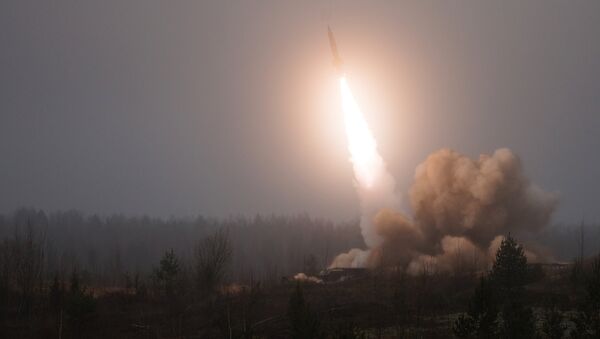 Lanzamiento de misil ruso (archivo) - Sputnik Mundo