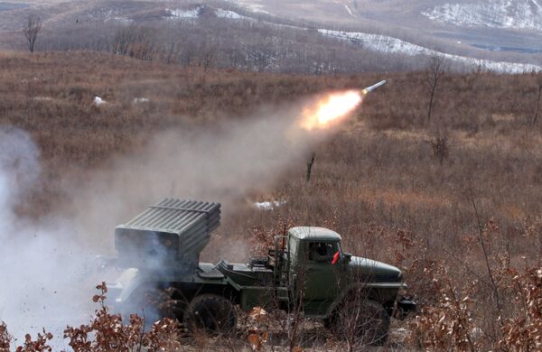Rusia celebra el Día de las Tropas de Misiles y Artillería - Sputnik Mundo