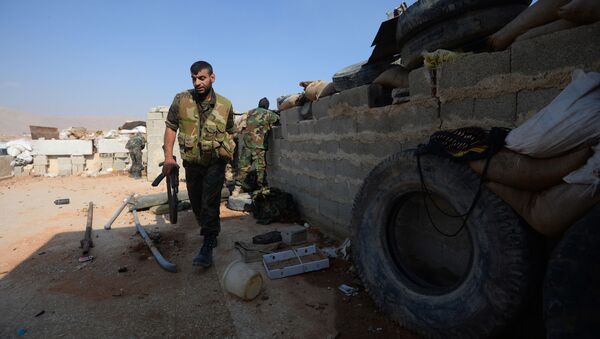 Al menos cuatro muertos por ataque de la coalición contra Ejército sirio - Sputnik Mundo