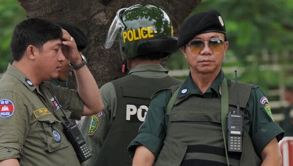 10.000 policías garantizarán la seguridad durante visita de Medvédev a Camboya - Sputnik Mundo