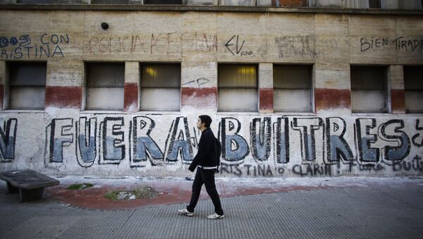 Macri arreglará conflicto con fondos buitres, según industriales de Uruguay - Sputnik Mundo
