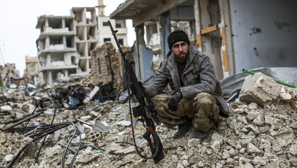 Un francotirador kurdo en la ciudad siria de Kobani - Sputnik Mundo